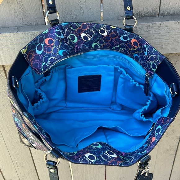 Coach Signature Chelsea Heritage Navy Zip Bag Large Purse in Excellent Condition - Picture 9 of 10